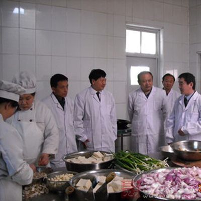 天津?qū)ｍ?xiàng)監(jiān)督檢查各級(jí)各類(lèi)學(xué)校和為學(xué)校供餐企業(yè) 