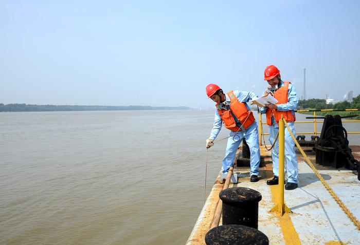 =������ɽ���������B(t��i)���I(y��)�@·�W���G�������ں��y�L���ں��D������