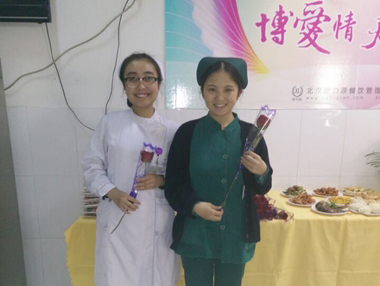 濟南軍區(qū)總醫(yī)院護(hù)士合影留念 濟南軍區(qū)總醫(yī)院護(hù)士合影留念