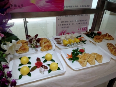 401醫(yī)院餐廳面點節(jié)上的各種精致面食 401醫(yī)院餐廳面點節(jié)上的各種精致面食