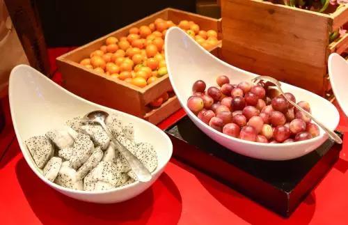 中國(guó)銀行健力源餐廳水果自助 中國(guó)銀行健力源餐廳水果自助